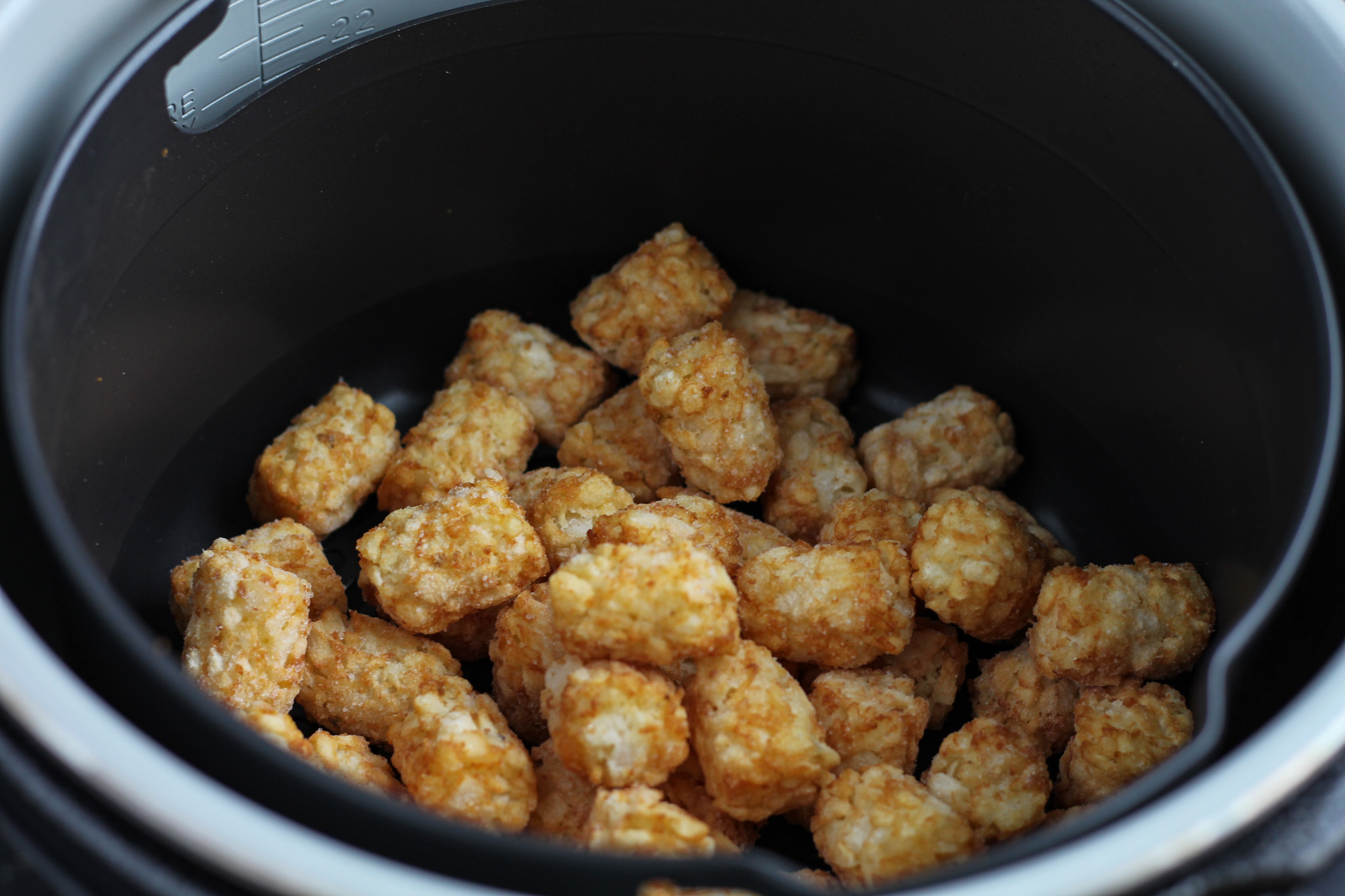 cooking frozen tater tots in air fryer
